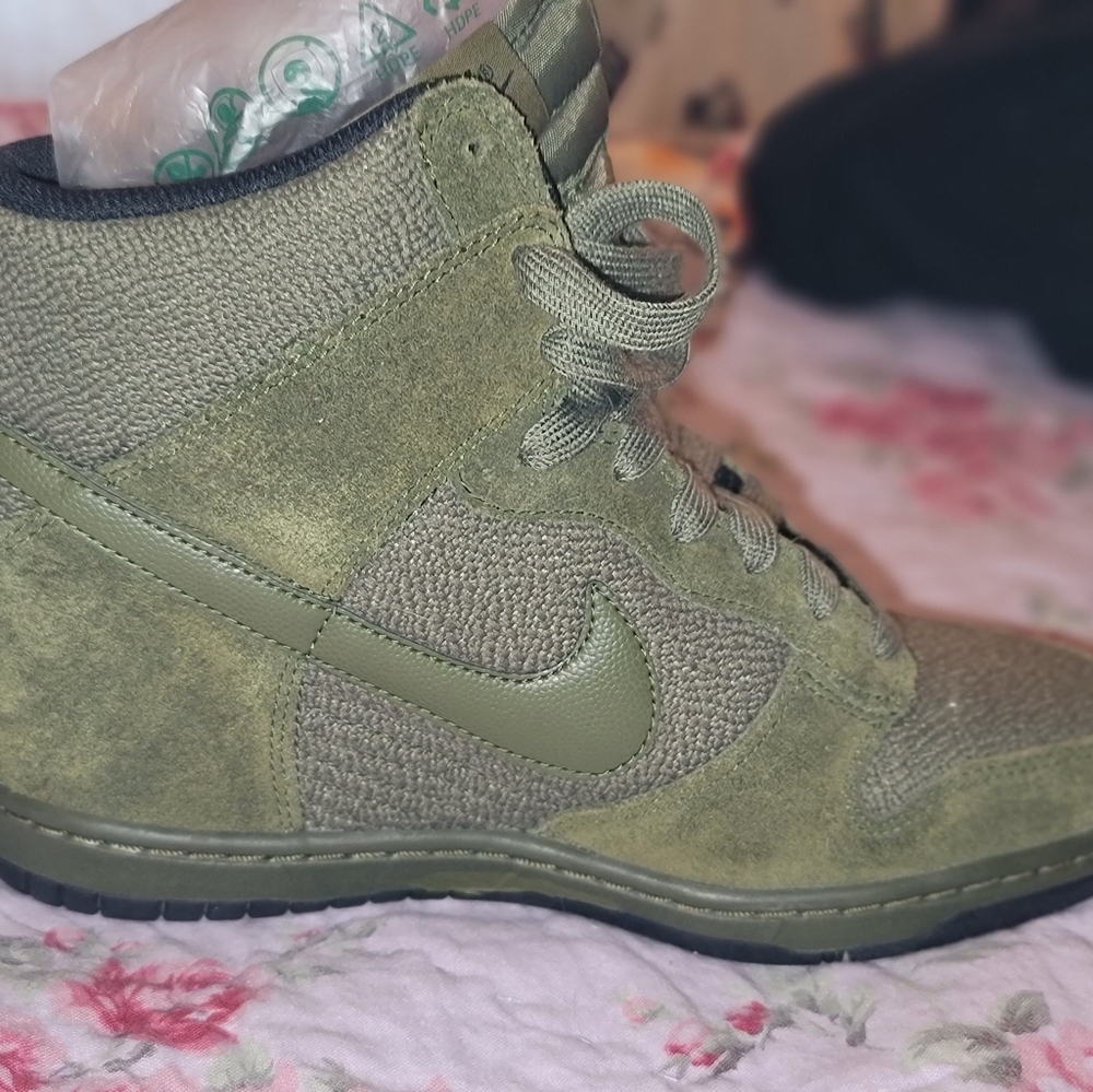 Nike Wedge Sneakers